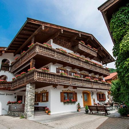 Hotel Gaestehaus Pretzner Reit im Winkl Esterno foto